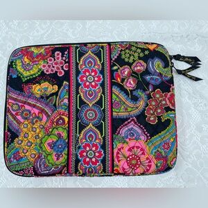 VERA BRADLEY Laptop case in Symphony In Hue pattern 11” x 14” x 1”